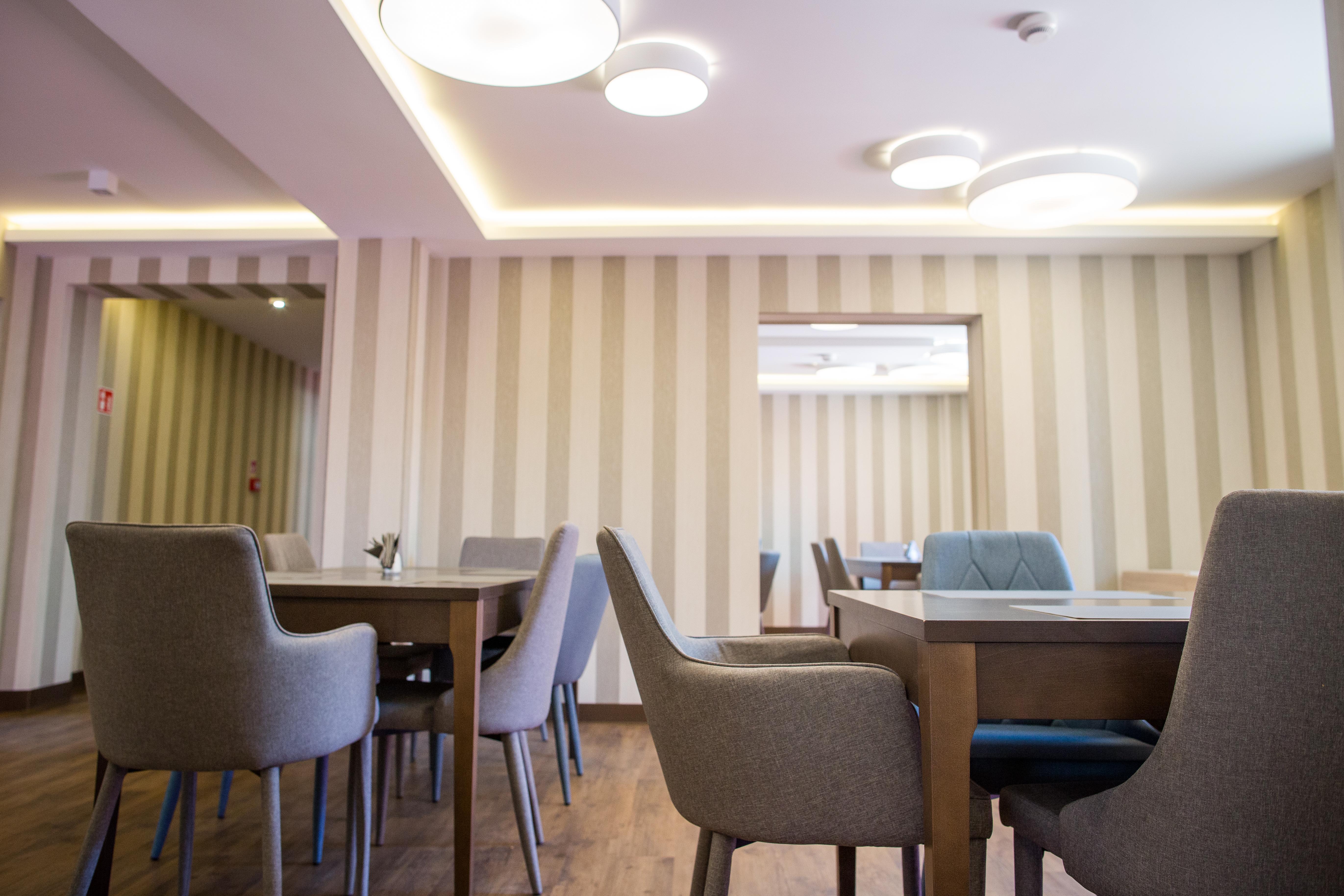 Citi Hotel'S Вроцлав Екстериор снимка