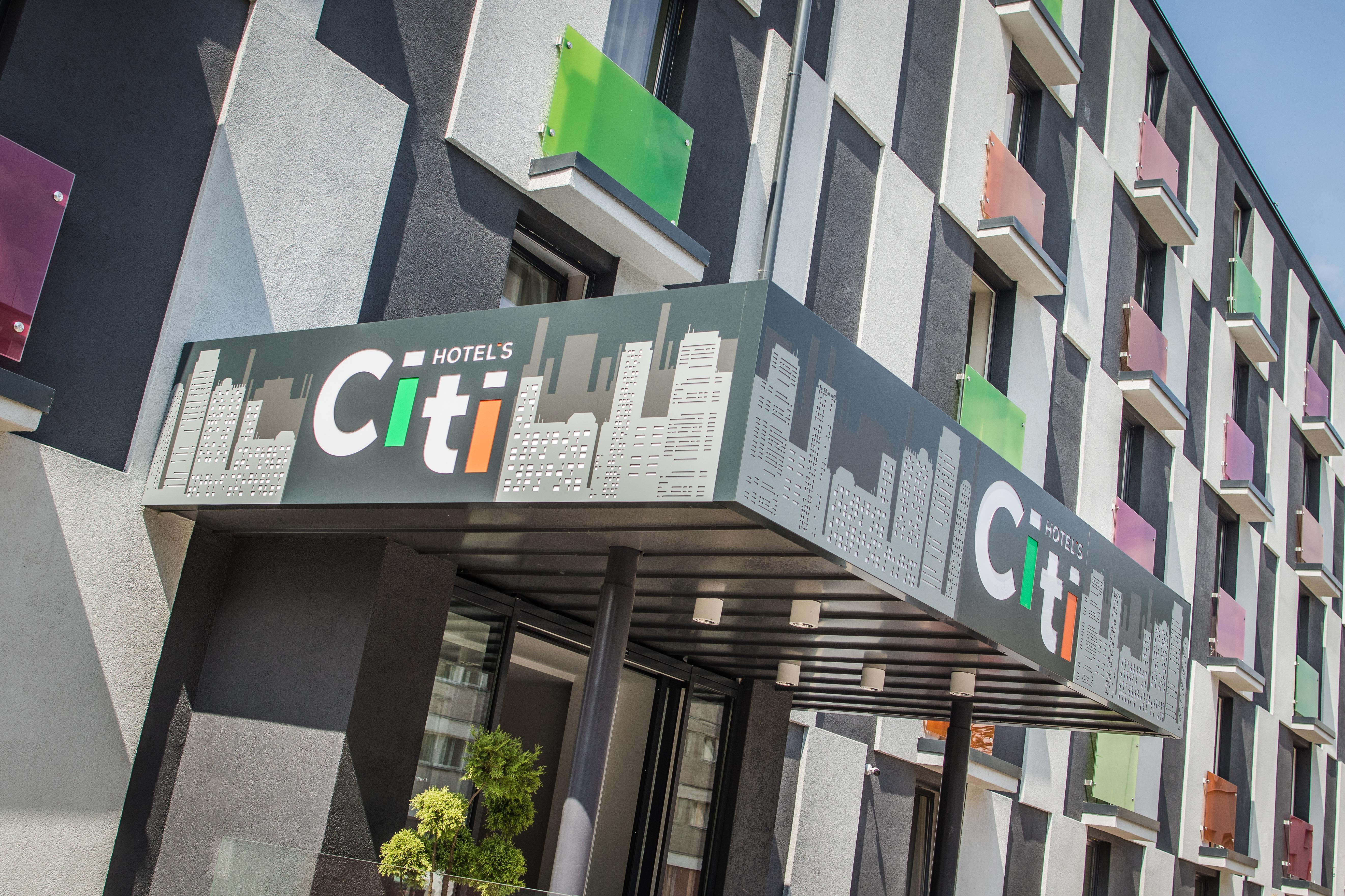 Citi Hotel'S Вроцлав Екстериор снимка