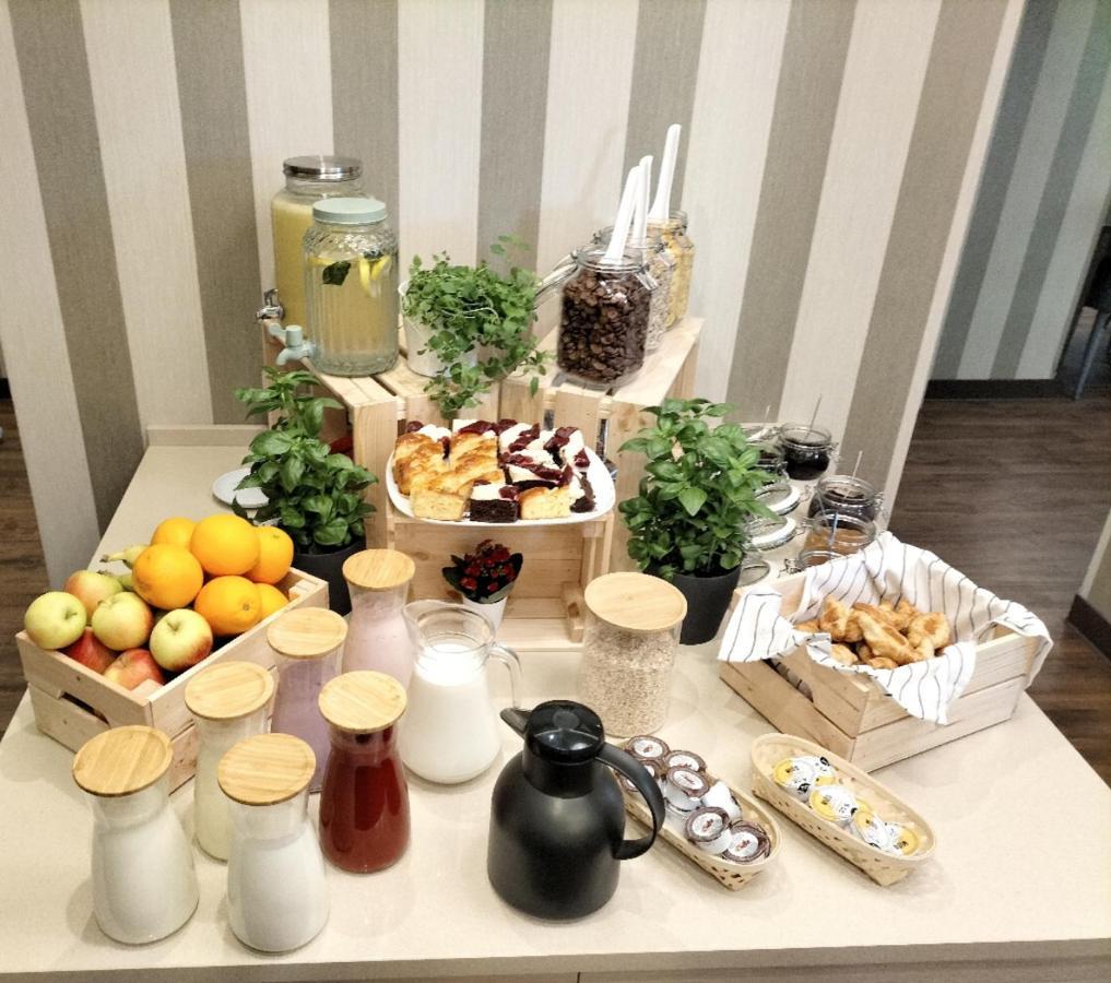 Citi Hotel'S Вроцлав Екстериор снимка