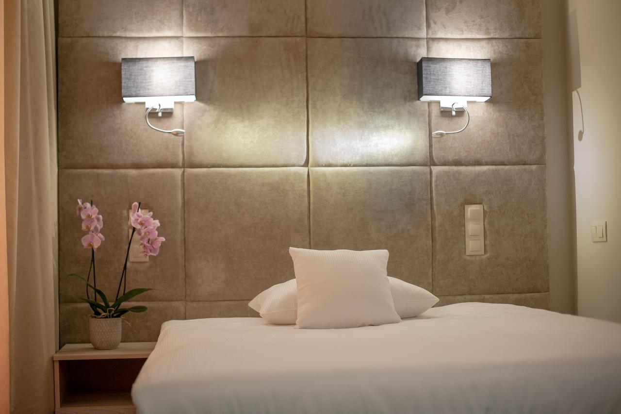 Citi Hotel'S Вроцлав Екстериор снимка