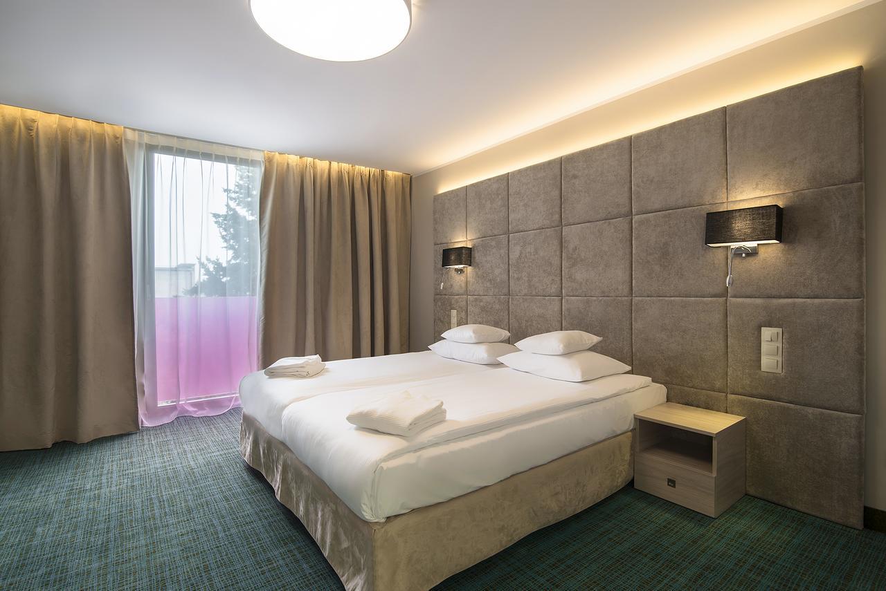 Citi Hotel'S Вроцлав Екстериор снимка