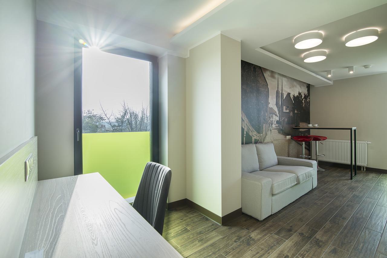Citi Hotel'S Вроцлав Екстериор снимка